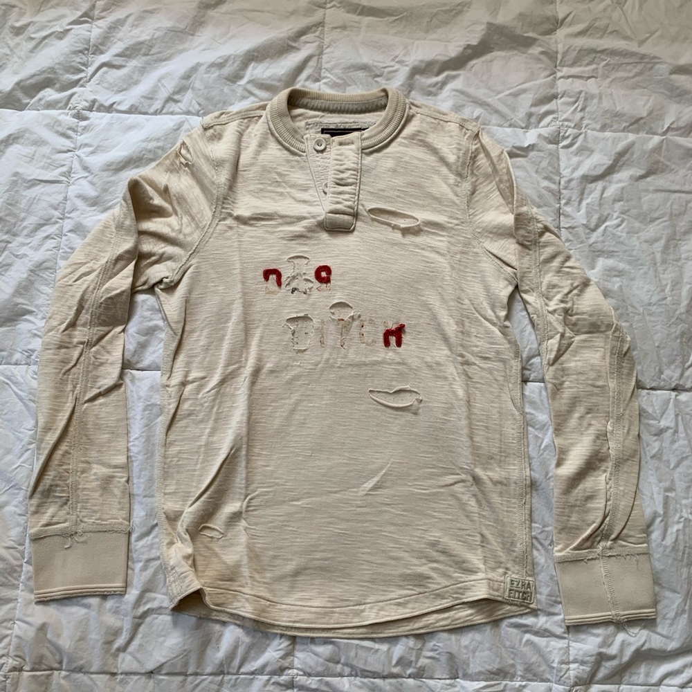 VTG 00’s Destroyed Ezra Fitch Henley